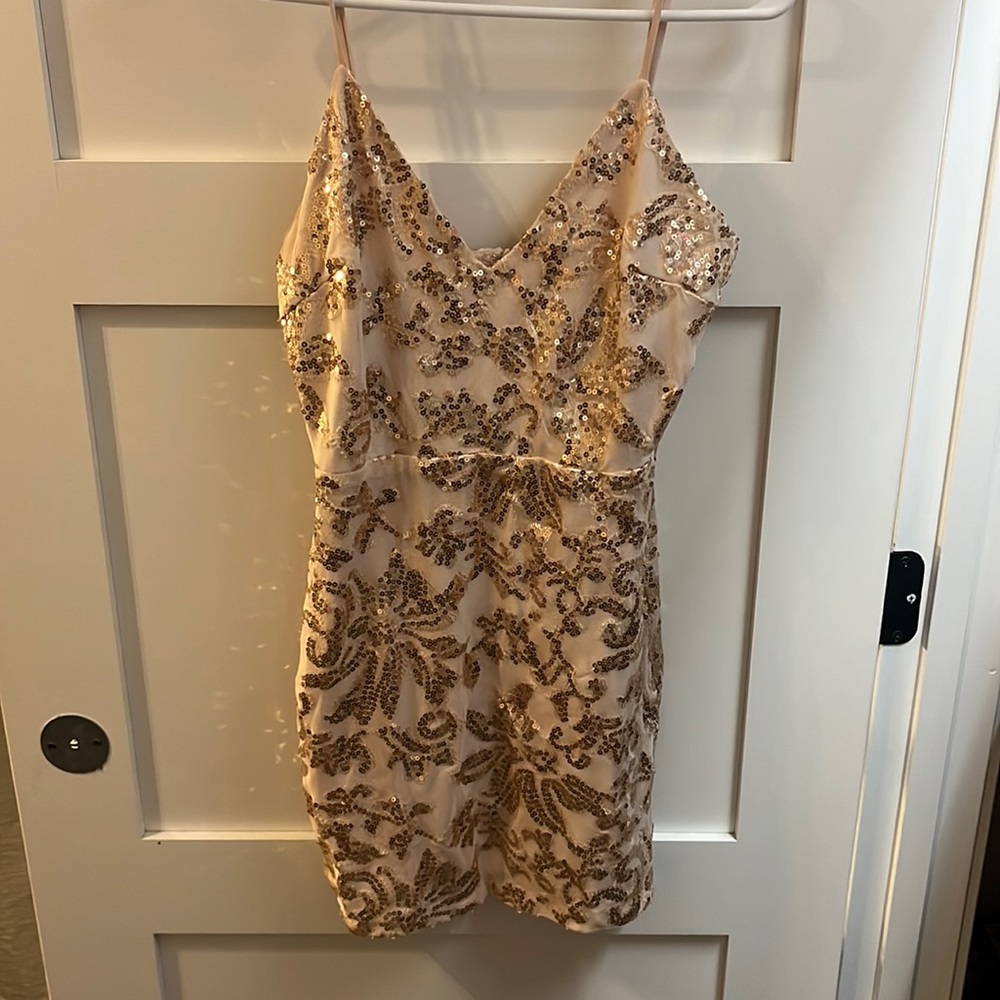 Light pink Windsor dress